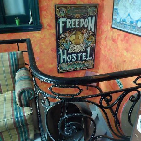 Freedom Hostel Росарио Экстерьер фото